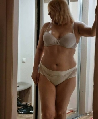 Анкета проститутки Алечка - Фото 1, Нижнее Казанище, 38 лет, №1247